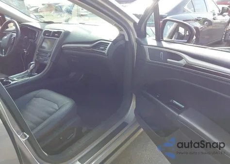 2016 Ford Fusion Se z USA, uszkodzony, nr VIN 3FA6P0HD0GR177001